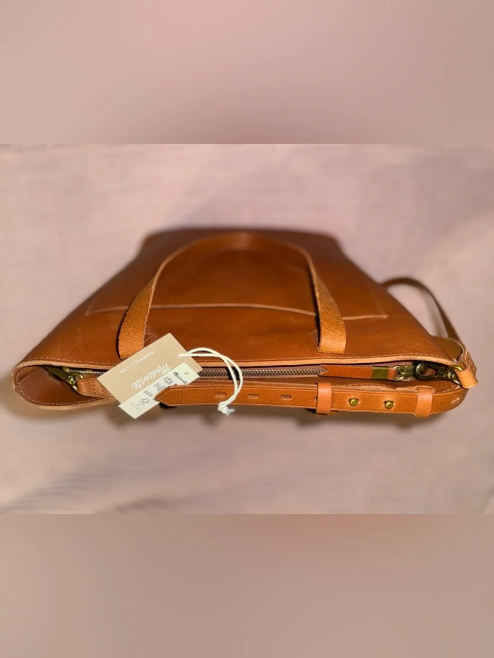Madewell Zip-Top Medium Transport Leather Tote with Adjustable Strap- Like New - Picture 4 of 16